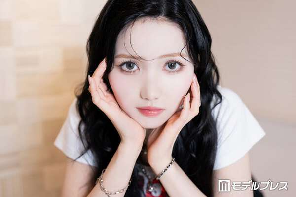 IS:SUE NANO 個サ 色紙 セット IS:SUE・NANO、衣装のリファレンス選定が話題 メンバーそれぞれの