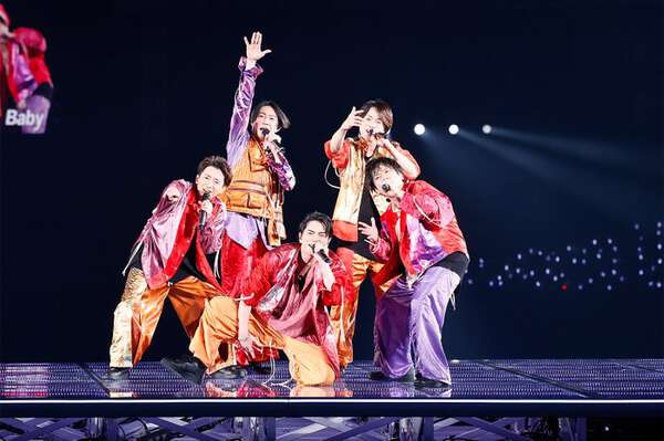 嵐、26年半の歴史に幕 これまでの歩み振り返る“愛と感謝”届けた伝説の